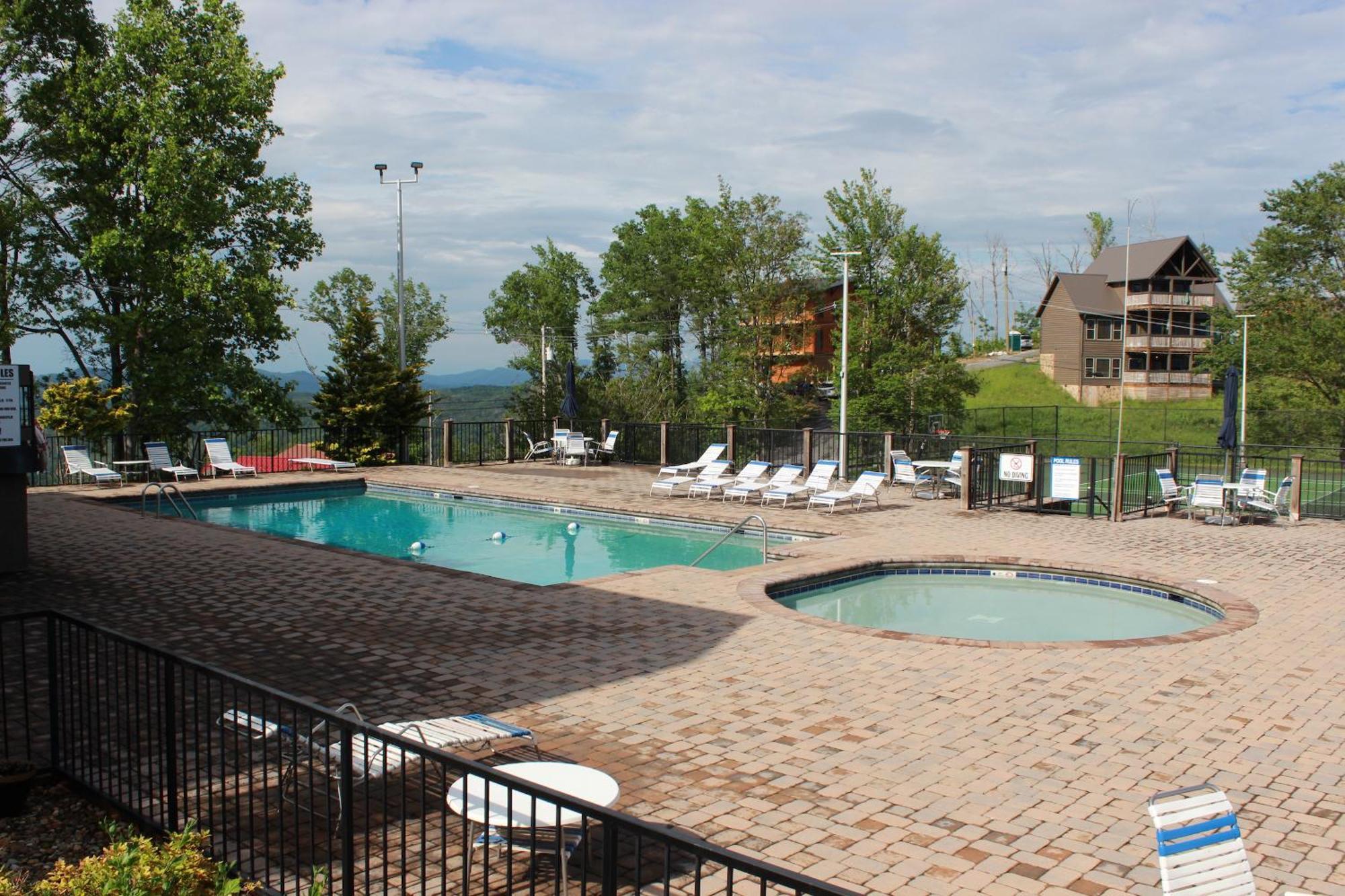 Heavenly View - Bear Themed Cabin, Hottub, Dog-Friendly, Near Gatlinburg Exteriör bild