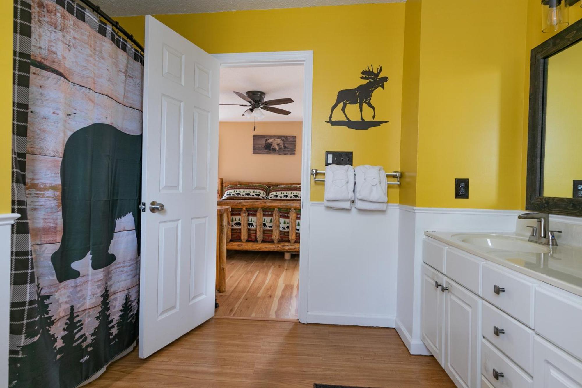 Heavenly View - Bear Themed Cabin, Hottub, Dog-Friendly, Near Gatlinburg Exteriör bild