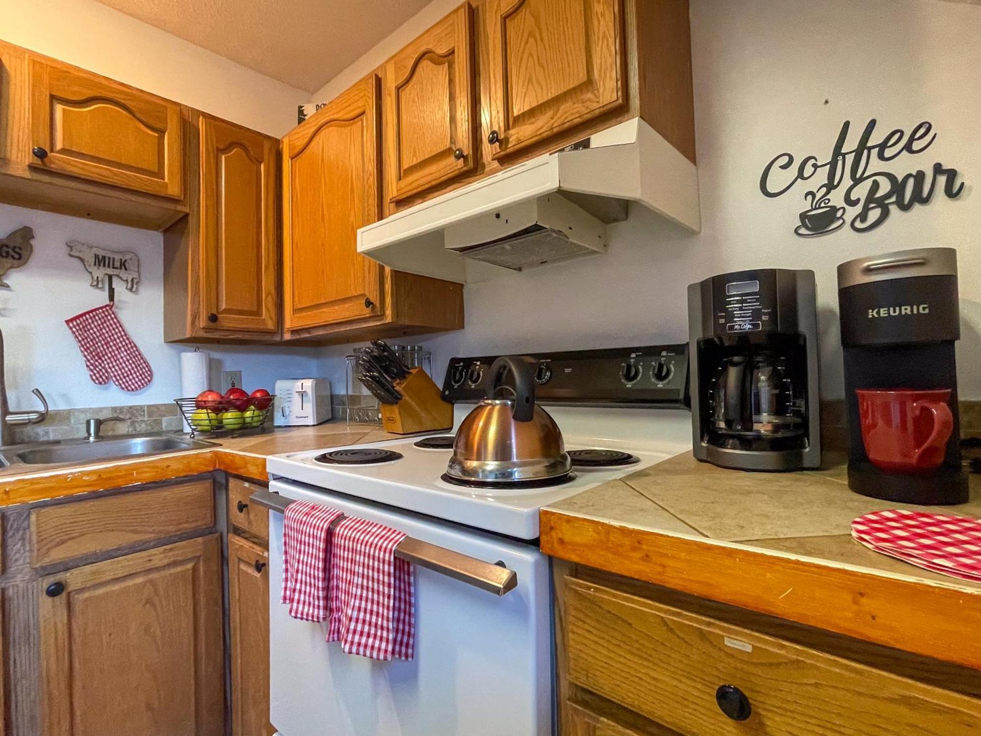 Heavenly View - Bear Themed Cabin, Hottub, Dog-Friendly, Near Gatlinburg Exteriör bild